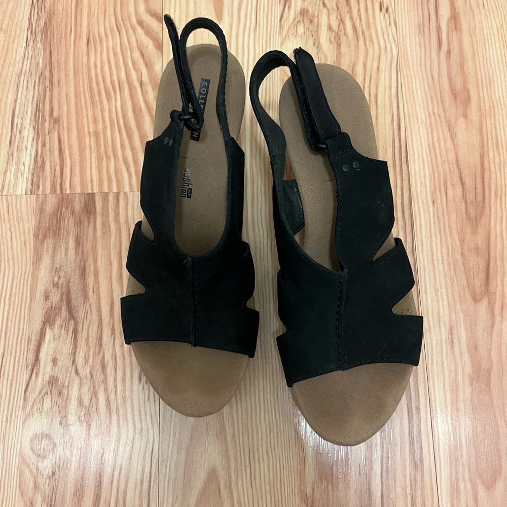 Clarks black wedge sandals